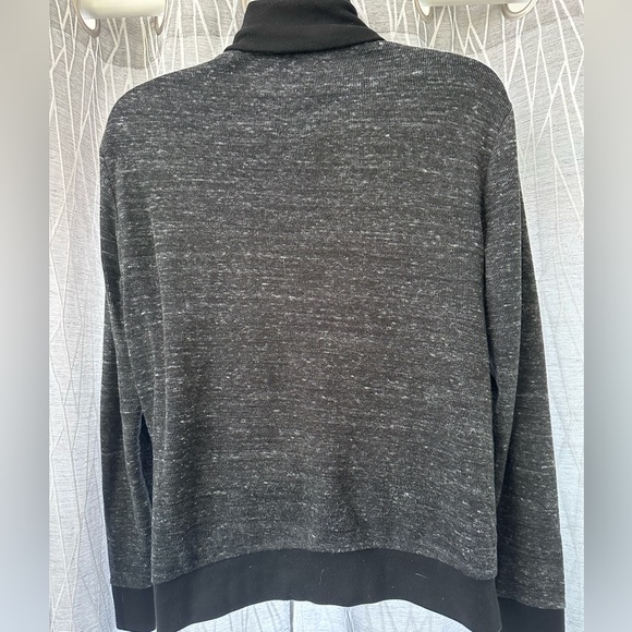 Old Navy Collared Sweater w/Single Button Closure @ Collar Black/Grey, Mens Med. - Picture 4 of 11